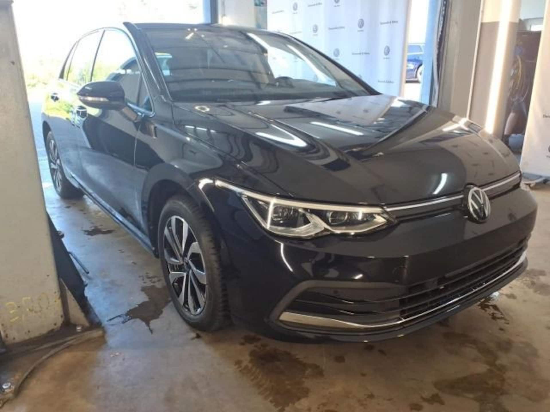Volkswagen Golf Active