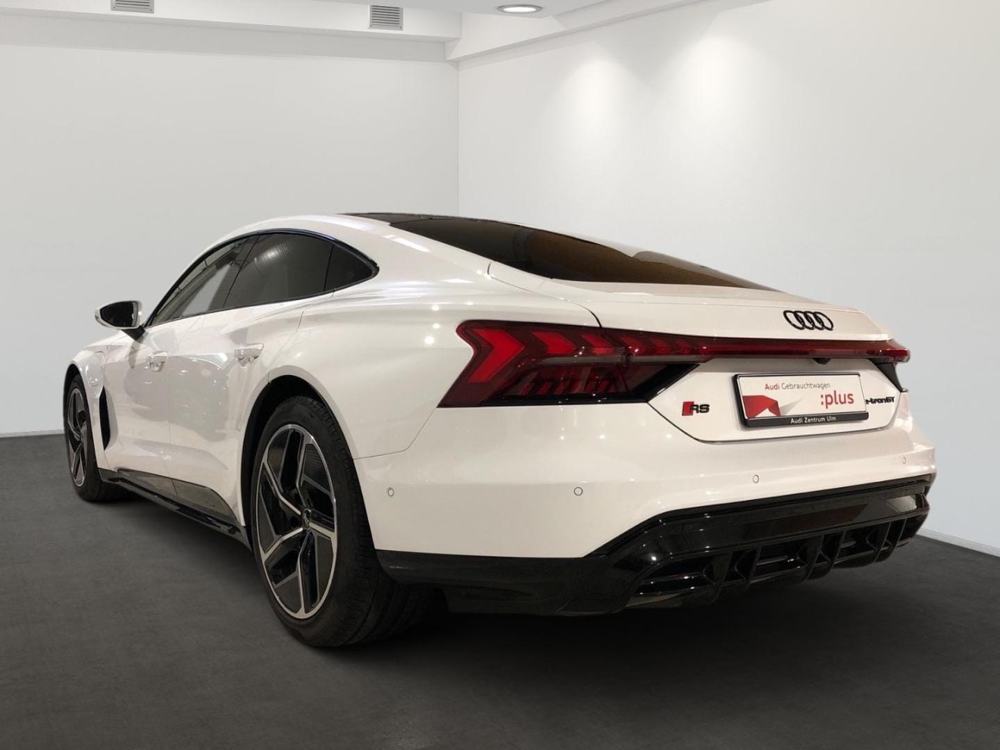 Image about Audi RS e-tron GT e-tron quattro
