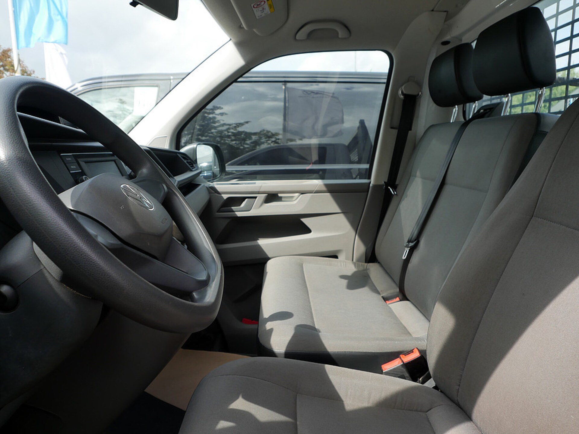 Volkswagen T6.1 Transporter Pritschenwagen Einzelkabine