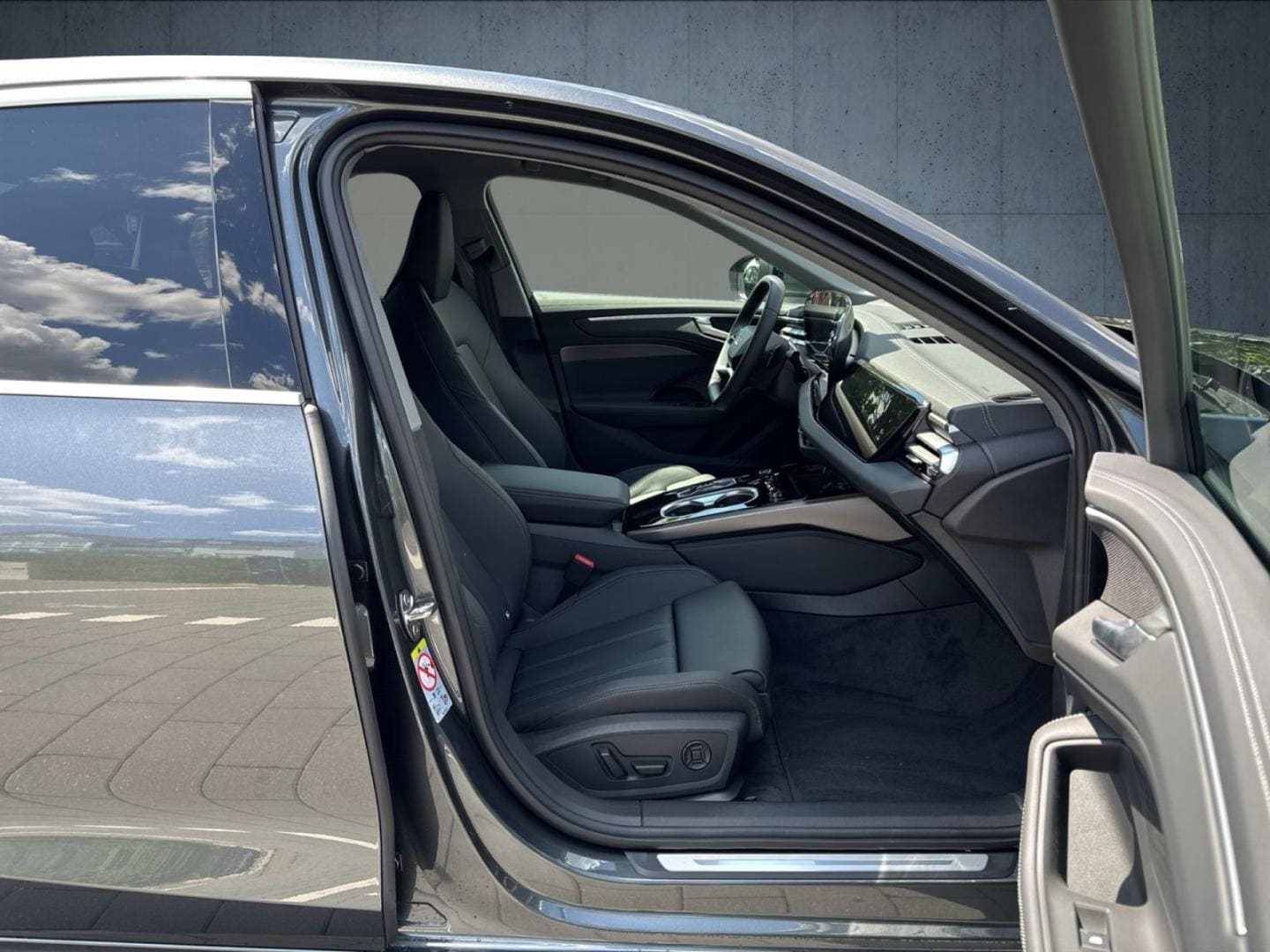 Bild über Audi A6 Limousine TFSI 150 kW S tronic - für weitere Informationen kontaktieren Sie den Audi Partner