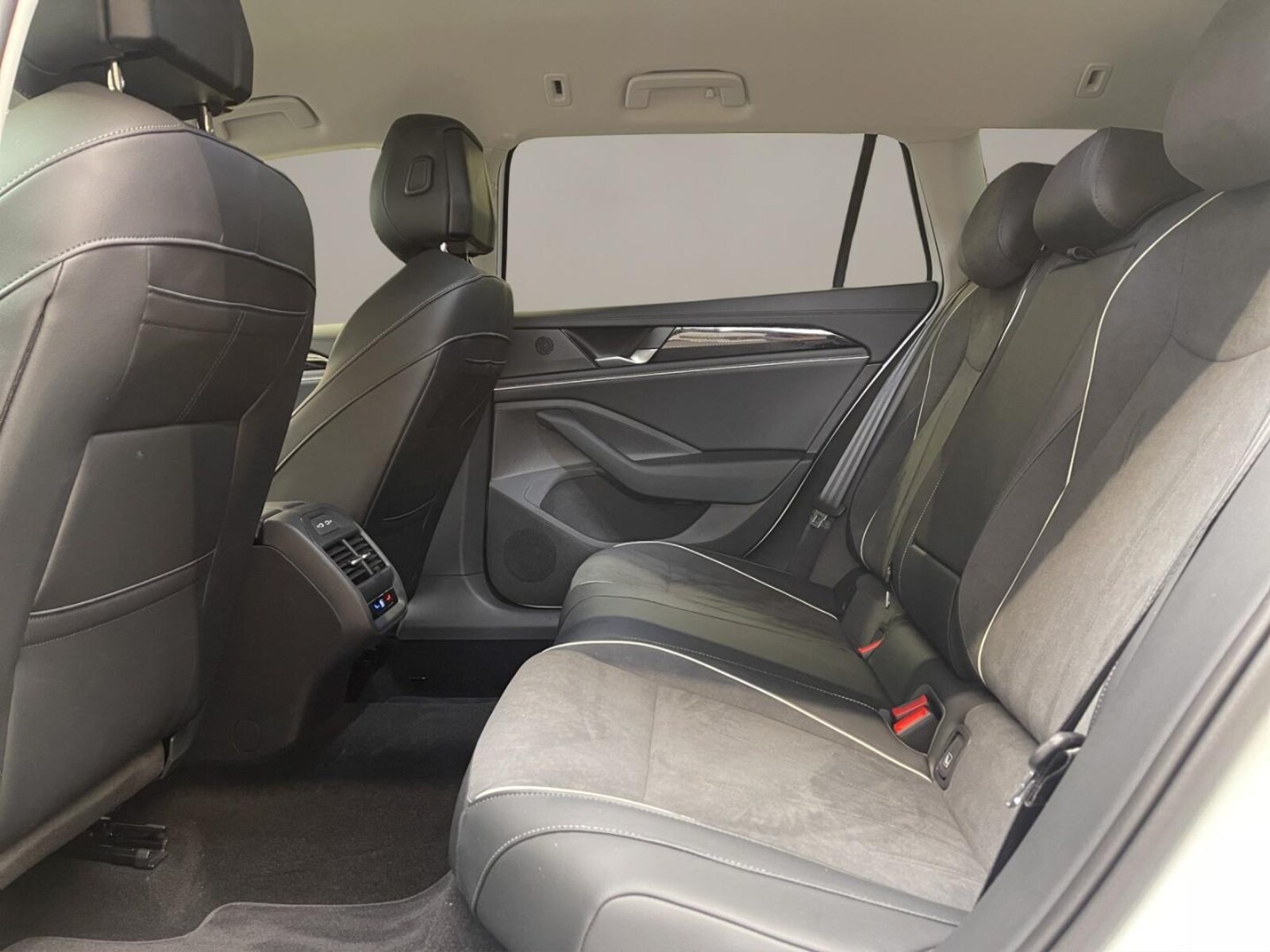Volkswagen Passat – Bild 15