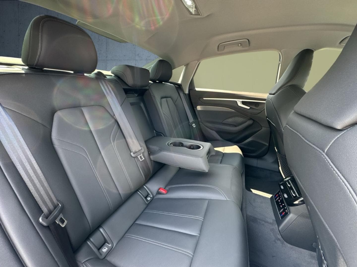 Bild über Audi A6 Limousine TFSI 150 kW S tronic - für weitere Informationen kontaktieren Sie den Audi Partner