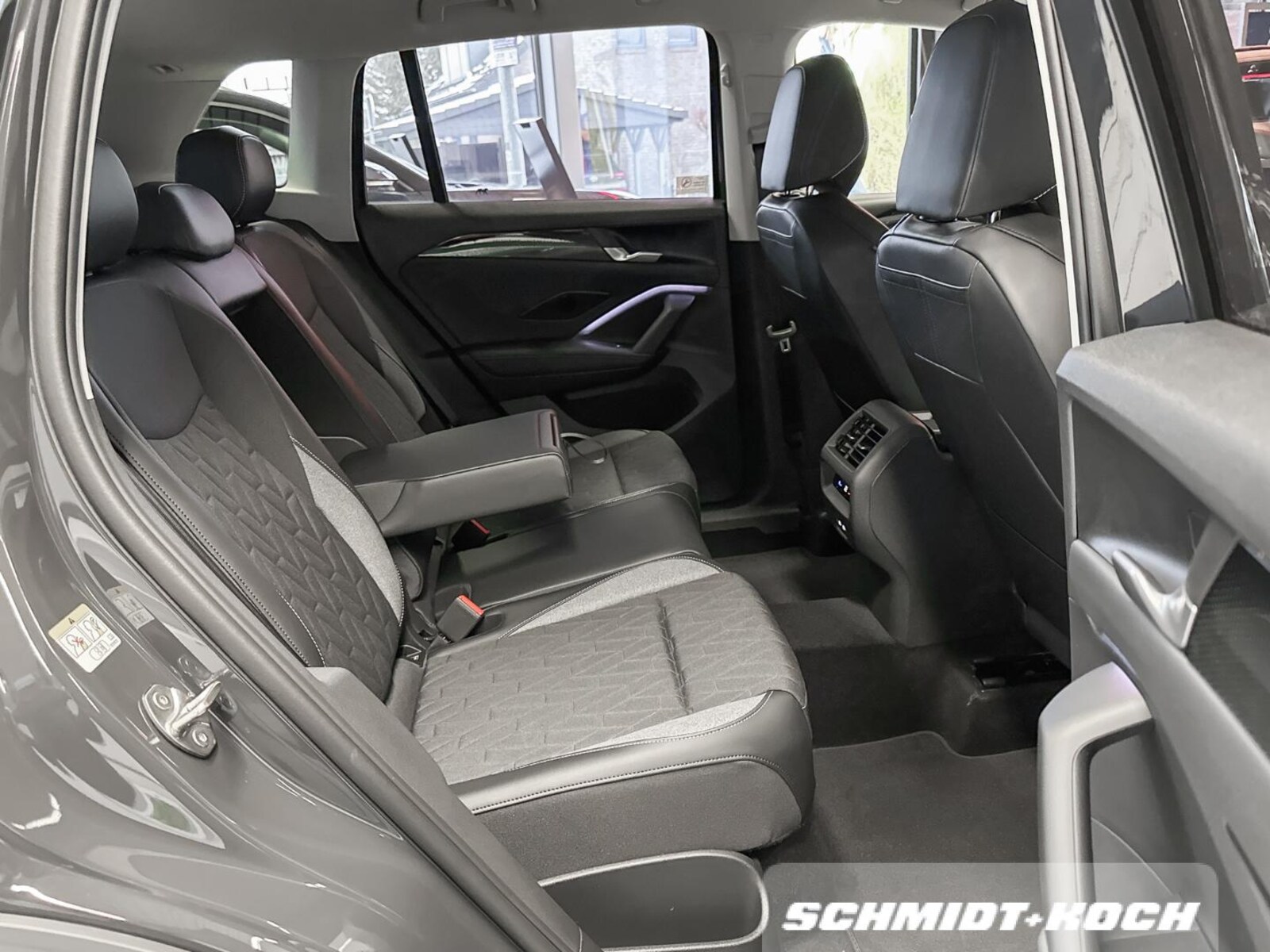 Volkswagen Tiguan – Bild 8
