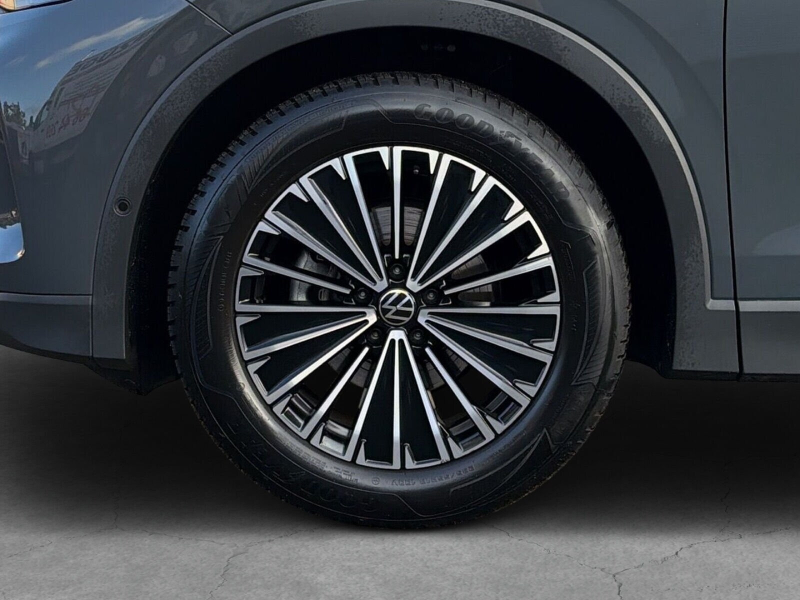 Volkswagen Tiguan – Bild 8