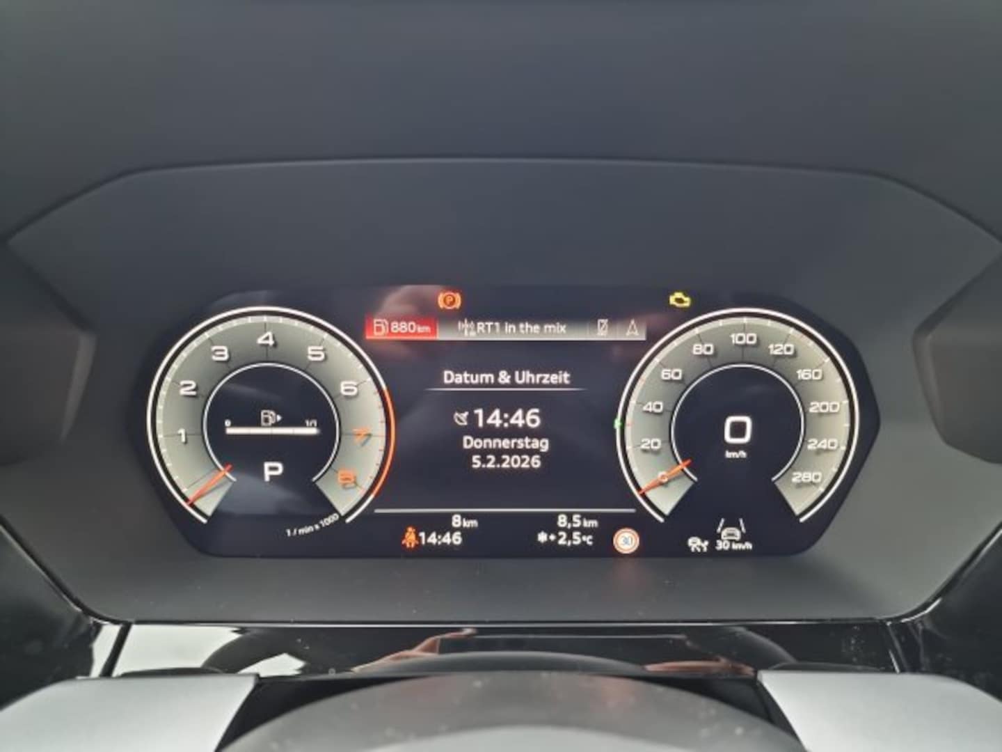 Bild über Audi A3 Sportback TFSI quattro S tronic - für weitere Informationen kontaktieren Sie den Audi Partner