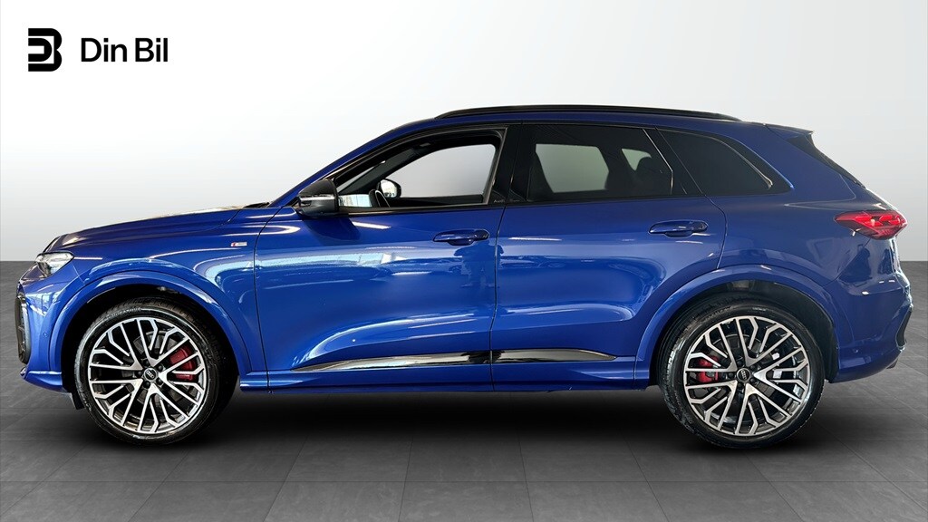 Bild som visar&nbsp;Audi Q5 SUV&nbsp;Q5 SUV TDI quattro S line 150 kWS tronic - för mer information kontakta din Audi Partner
