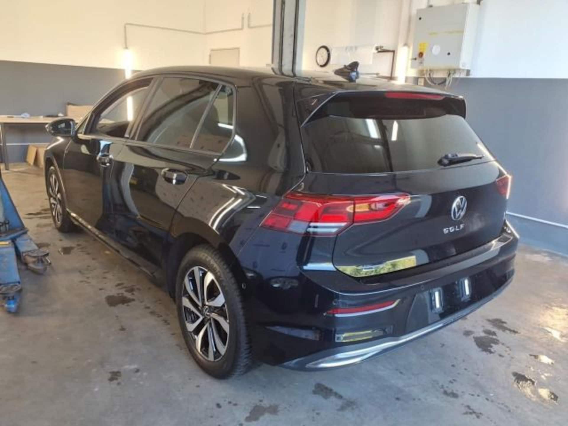 Volkswagen Golf Active