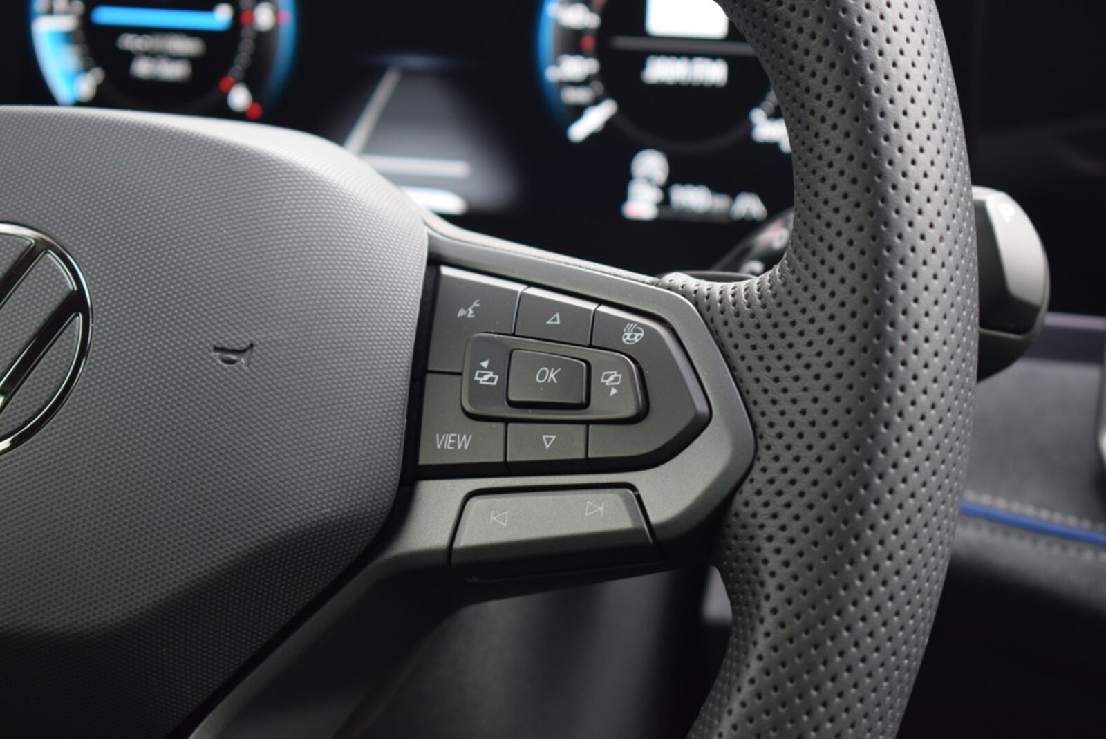 Volkswagen Passat – Bild 13