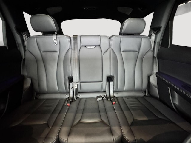 2025 Audi Q7 Premium Plus - Photo 18