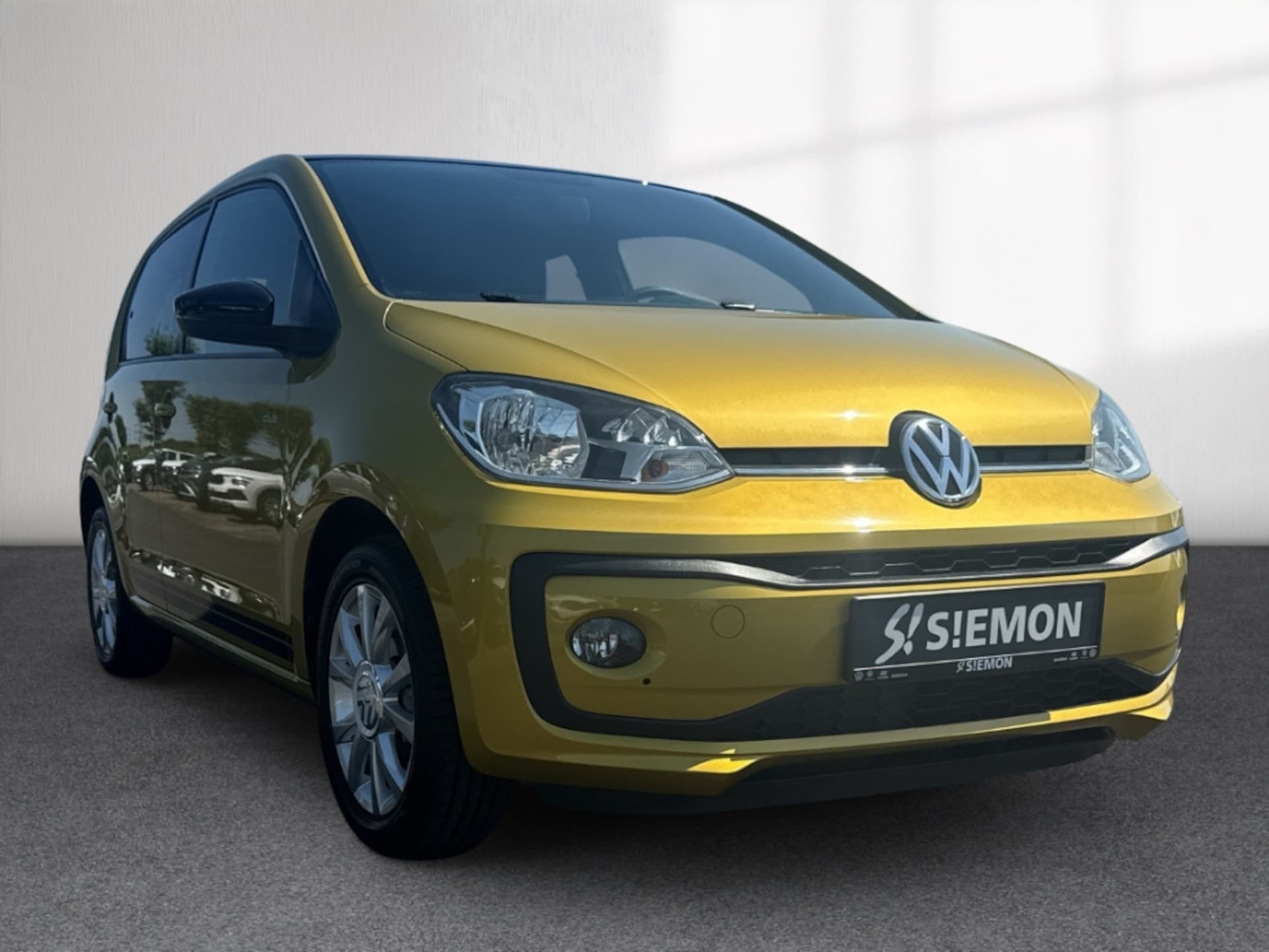 Volkswagen up! move up!