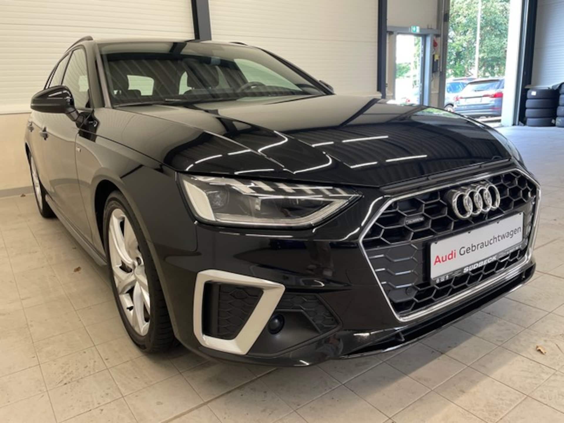 Audi A4 Avant S line