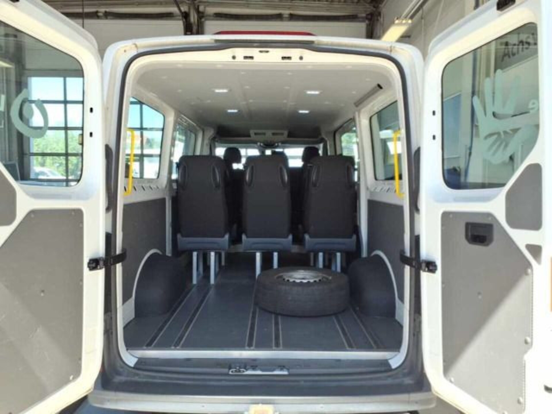Volkswagen Crafter Kasten mittlerer Radstand