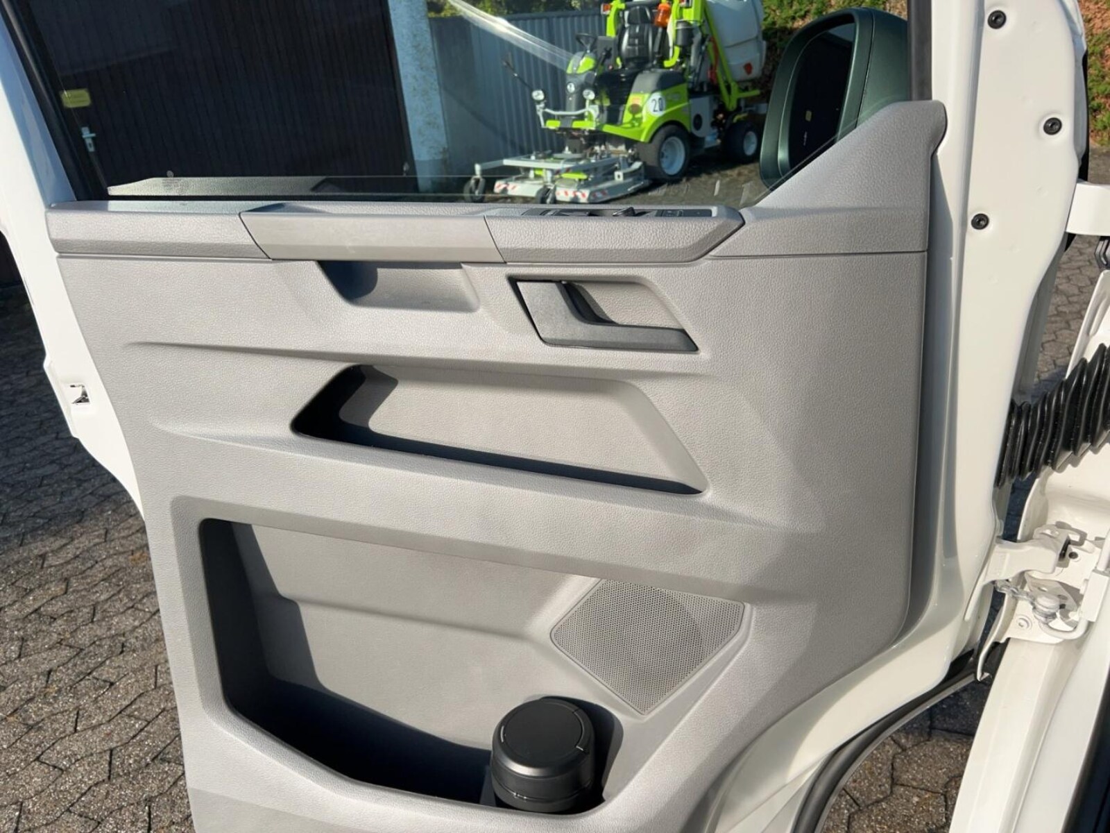 Volkswagen T6.1 Transporter Kasten kurzer Radstand – Bild 16