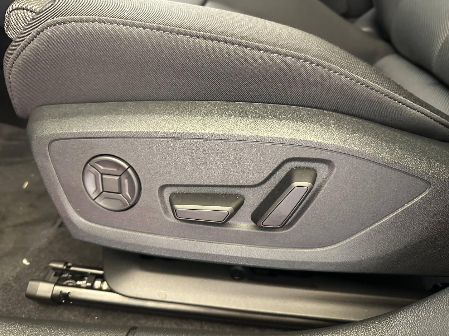 Image about Audi A3 Sportback TFSI e S line 40 TFSI e 150 kW (204 ch) S tronic