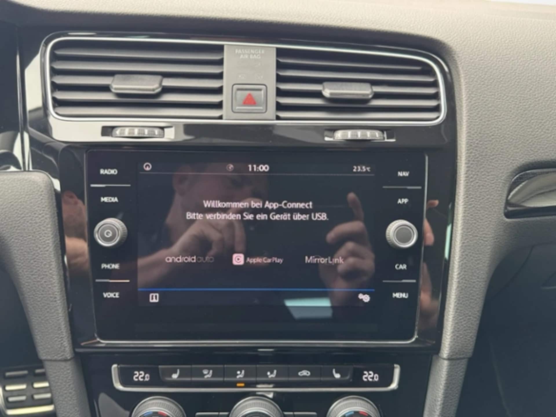 Volkswagen Golf SOUND