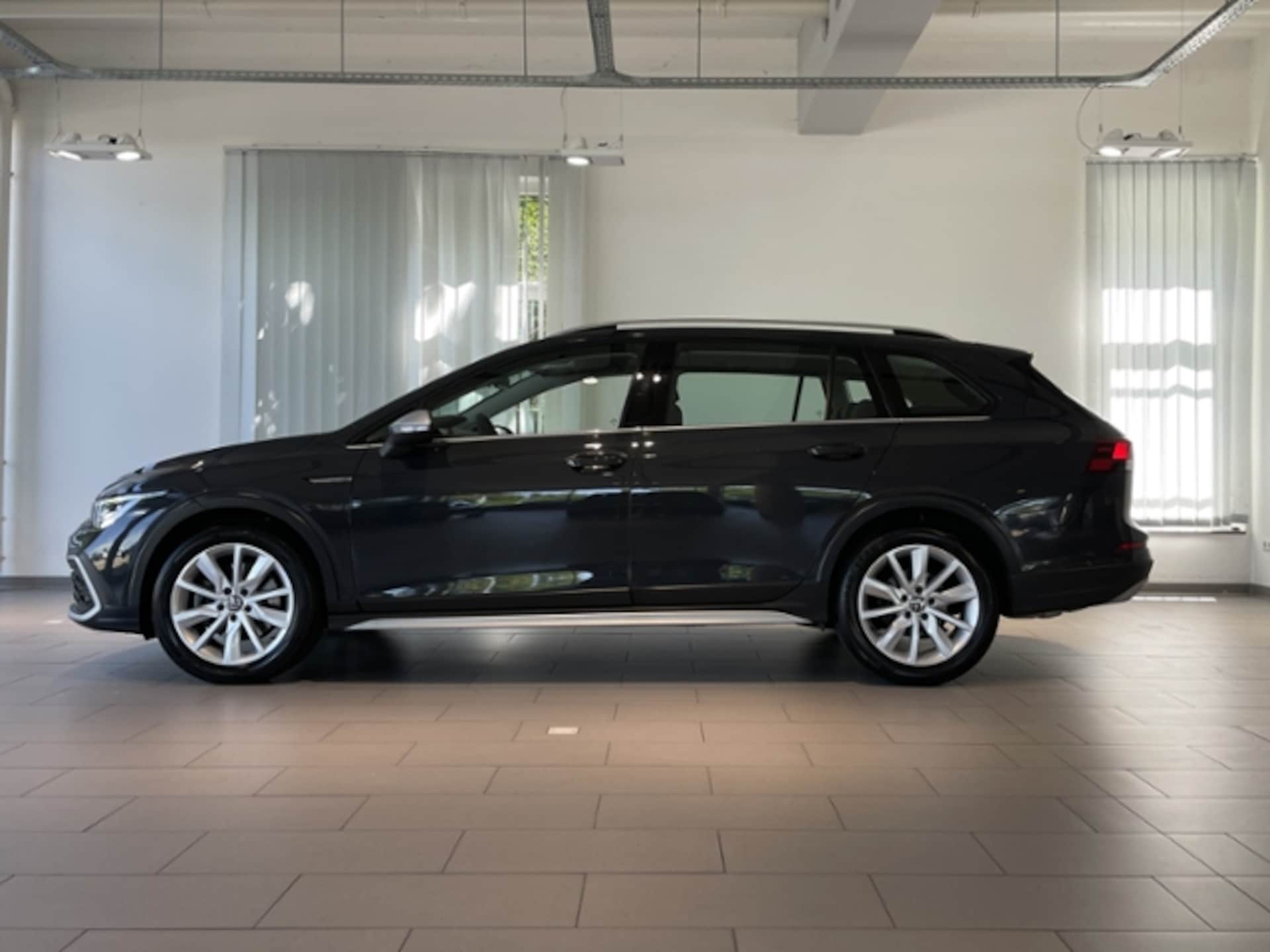 Volkswagen Golf Variant Alltrack
