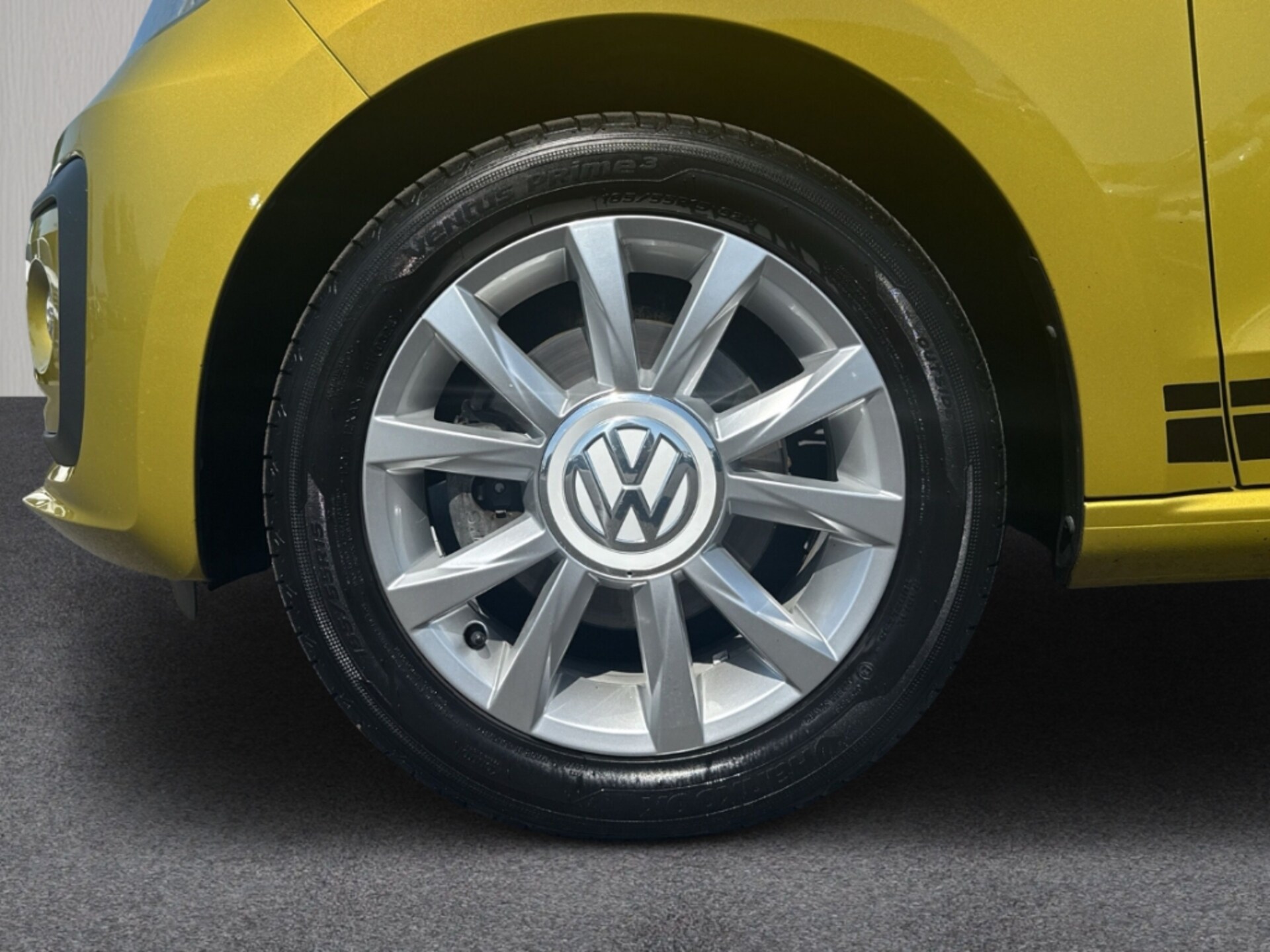 Volkswagen up! move up!