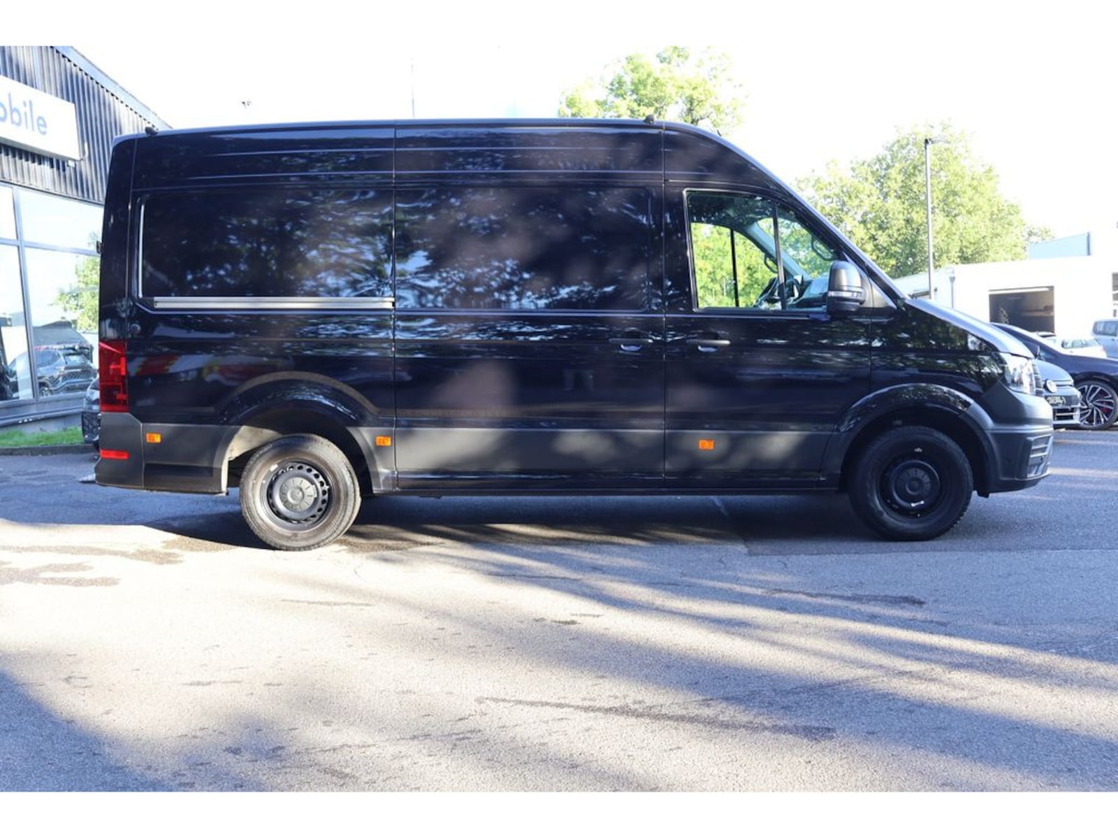Volkswagen Crafter Kasten mittlerer Radstand – Bild 3