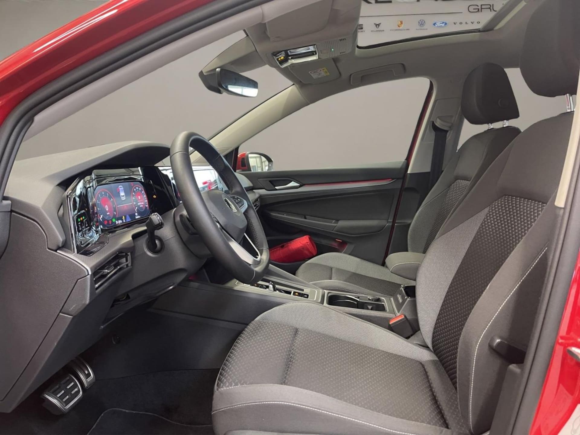 Volkswagen Golf Active