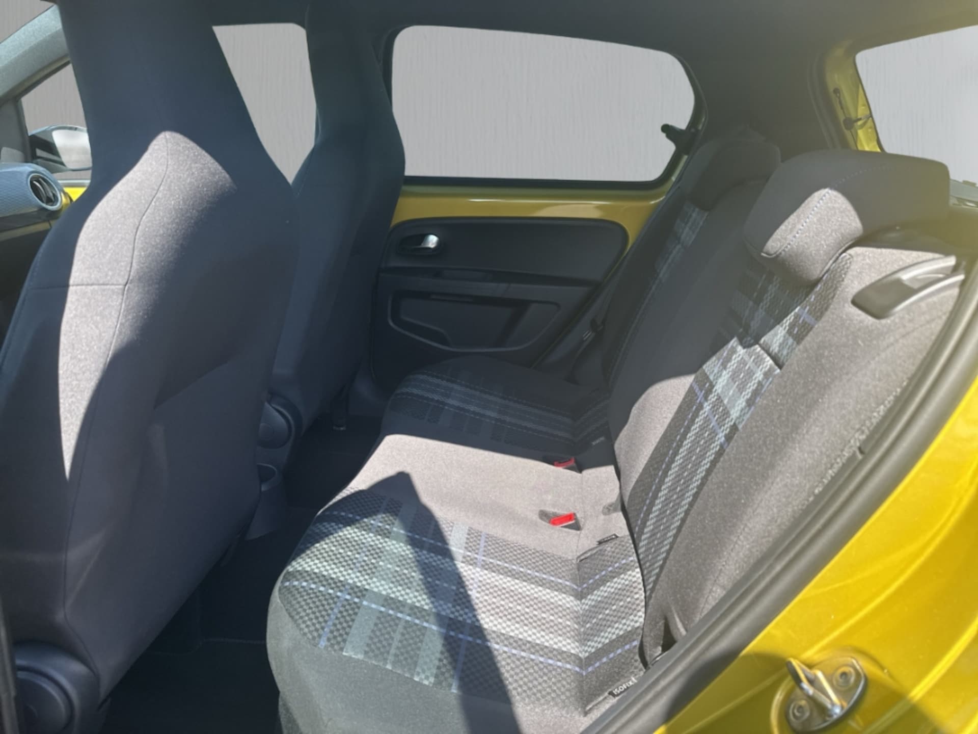 Volkswagen up! move up!