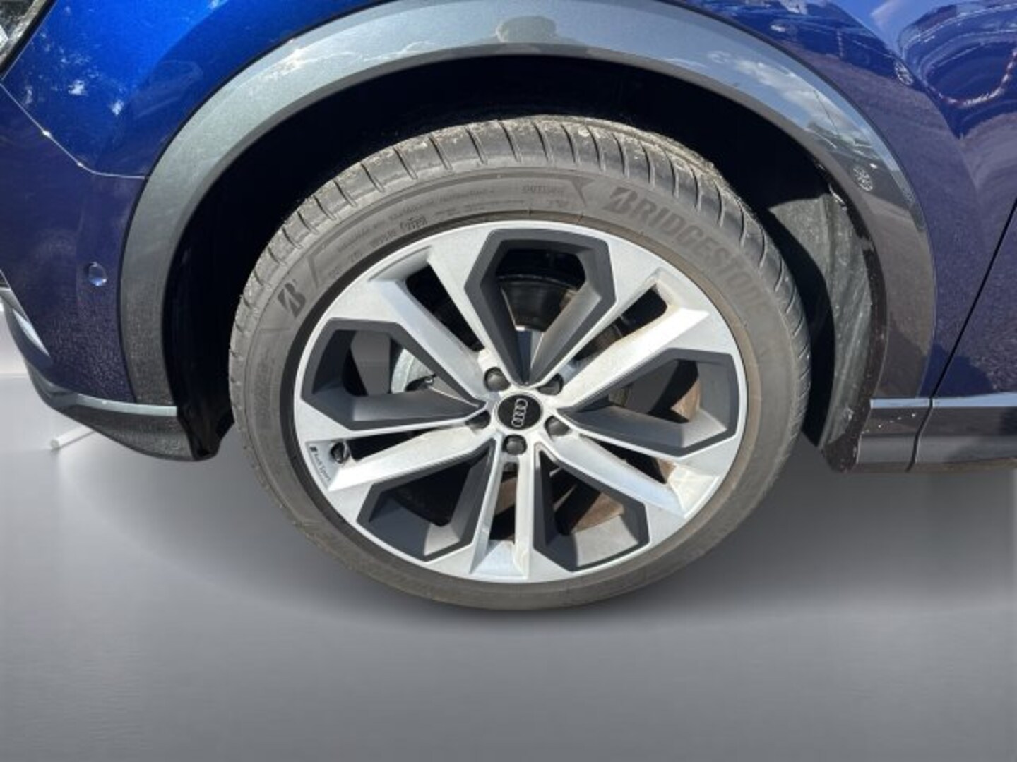 Bild über Audi Q3 TFSI 110 kW S tronic - für weitere Informationen kontaktieren Sie den Audi Partner