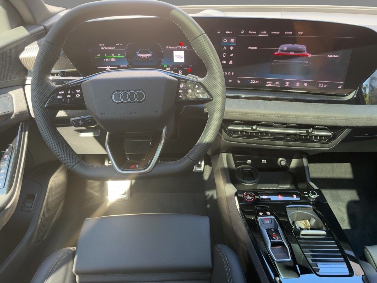 Bild über Audi SQ6 Sportback e-tron e-tron quattro - für weitere Informationen kontaktieren Sie den Audi Partner