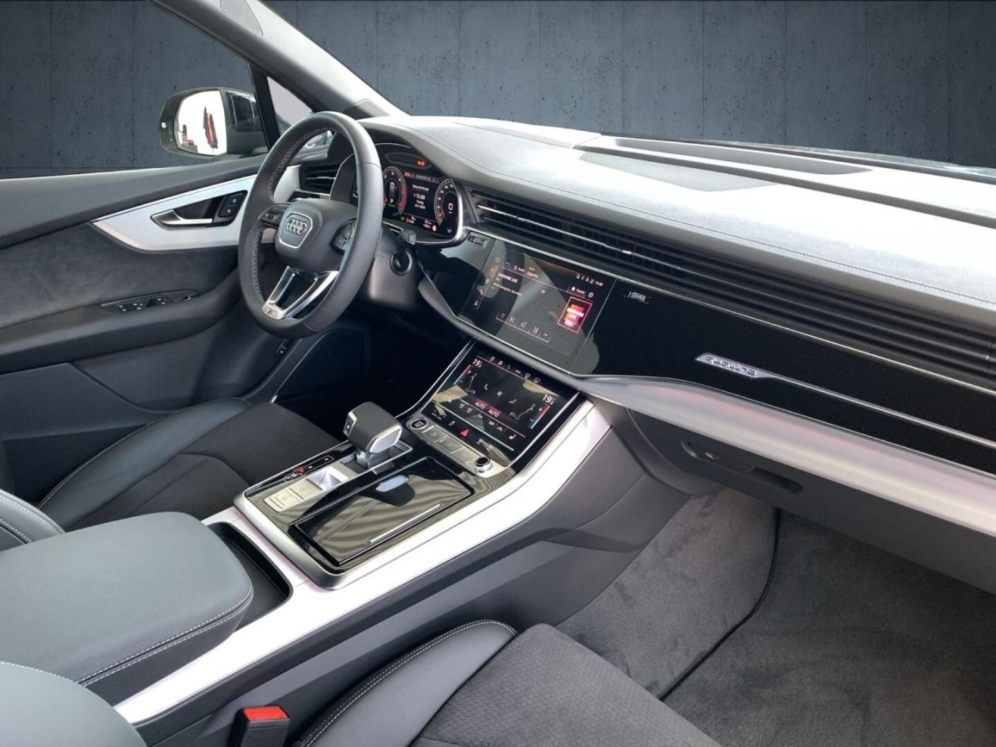Bild über Audi Q7 SUV S line business TDI quattro 210 kW tiptronic - für weitere Informationen kontaktieren Sie den Audi Partner