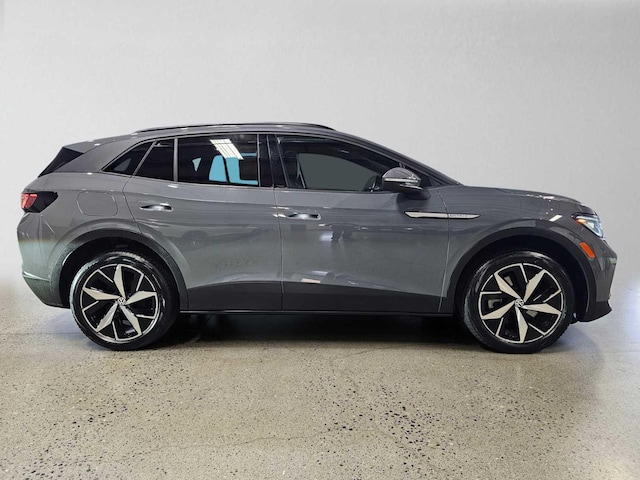 Used 2023 Volkswagen ID.4 PRO S with VIN 1V2WNPE85PC036504 for sale in Bellingham, WA