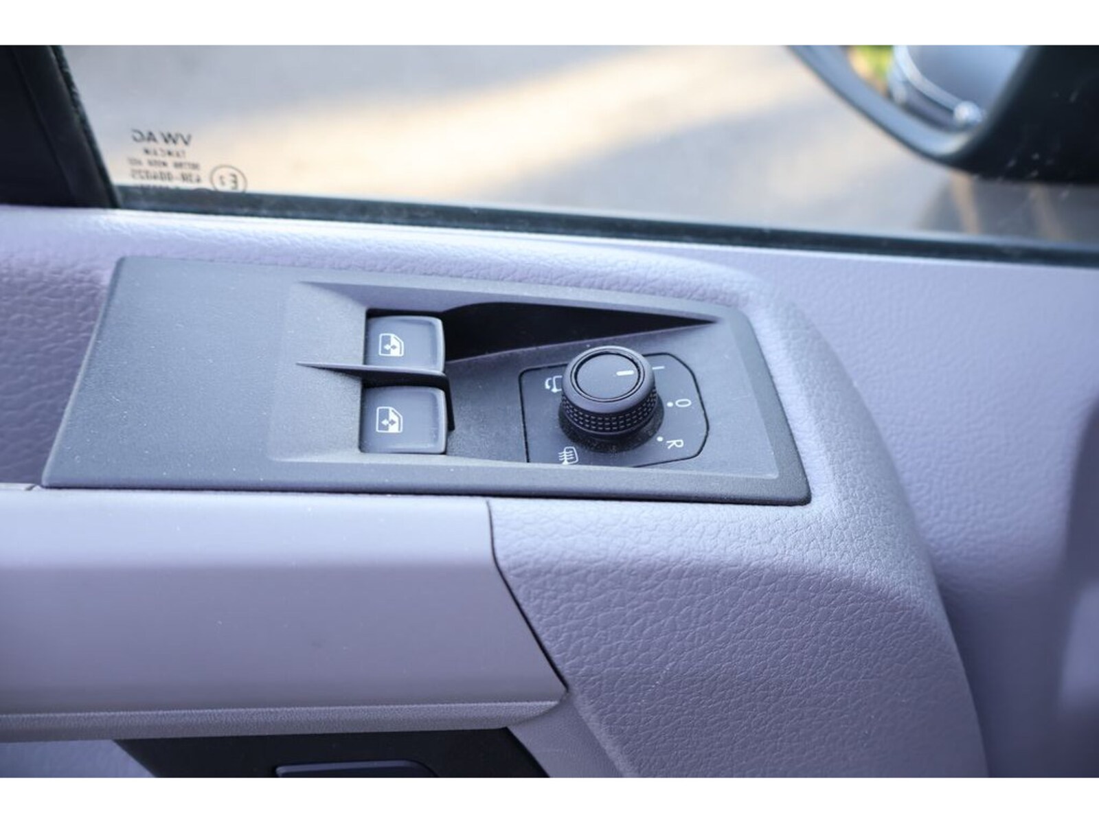 Volkswagen Crafter Kasten mittlerer Radstand – Bild 12