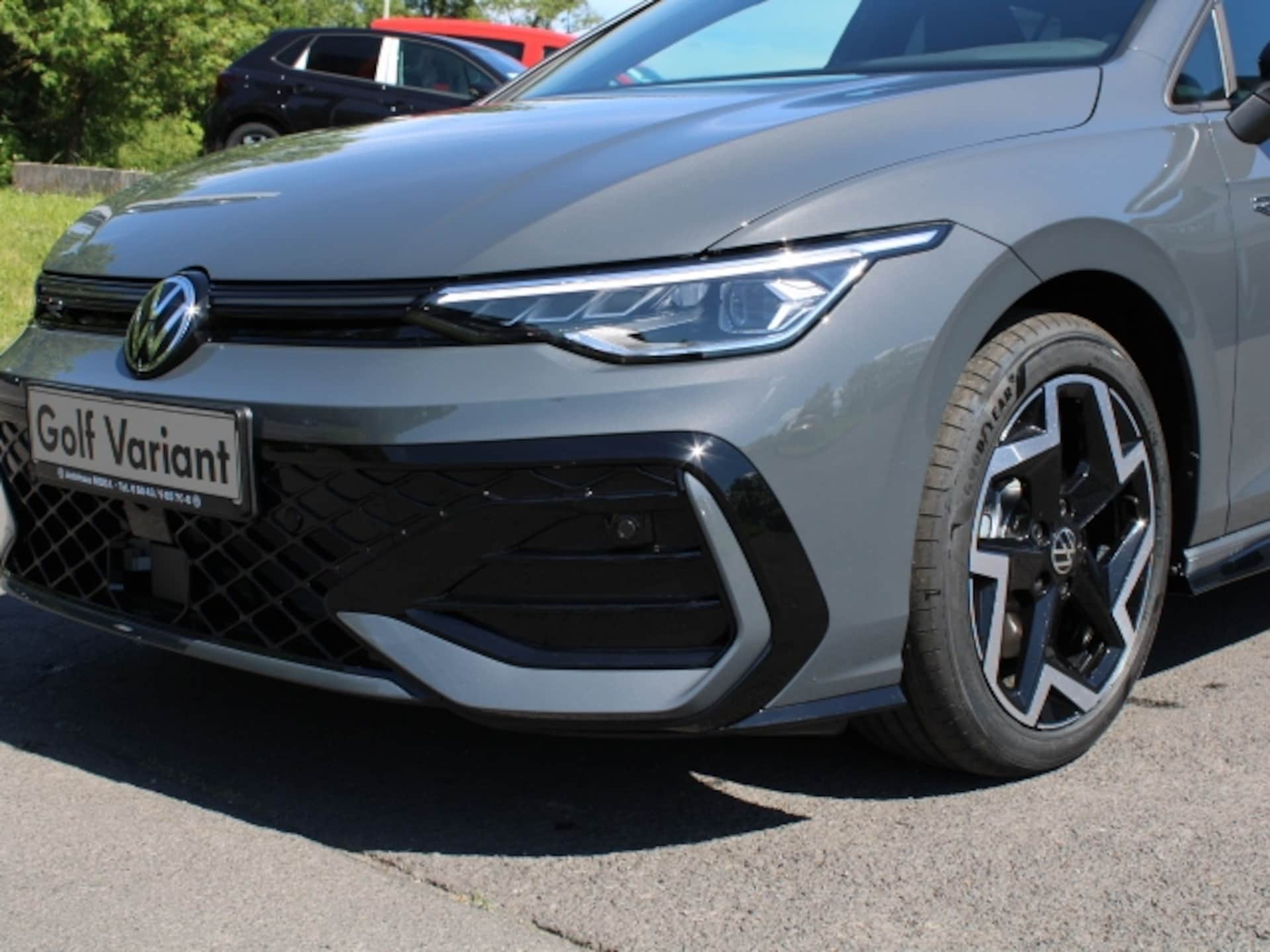 Volkswagen Golf Variant R-Line