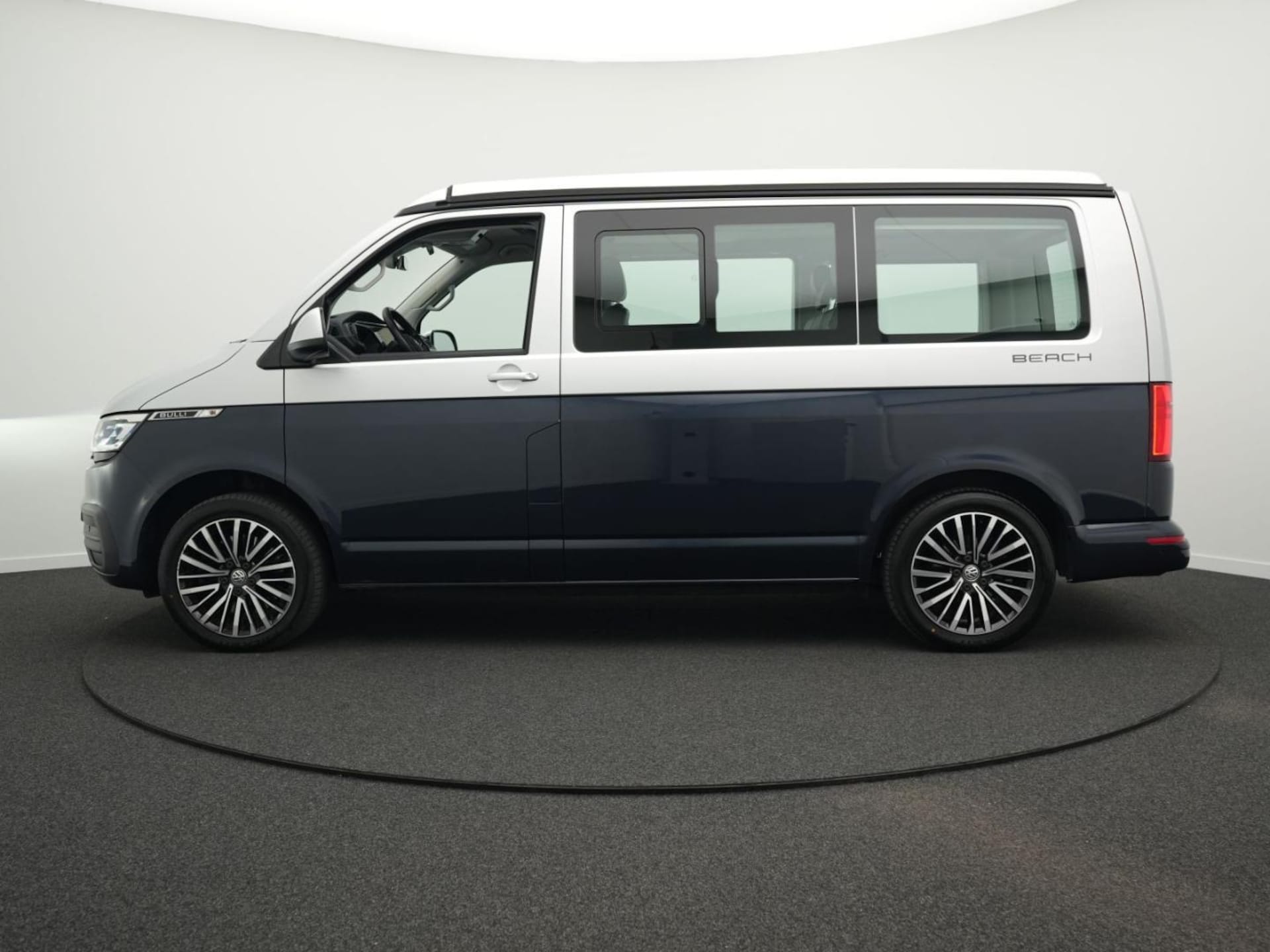 Volkswagen T6.1 California Beach