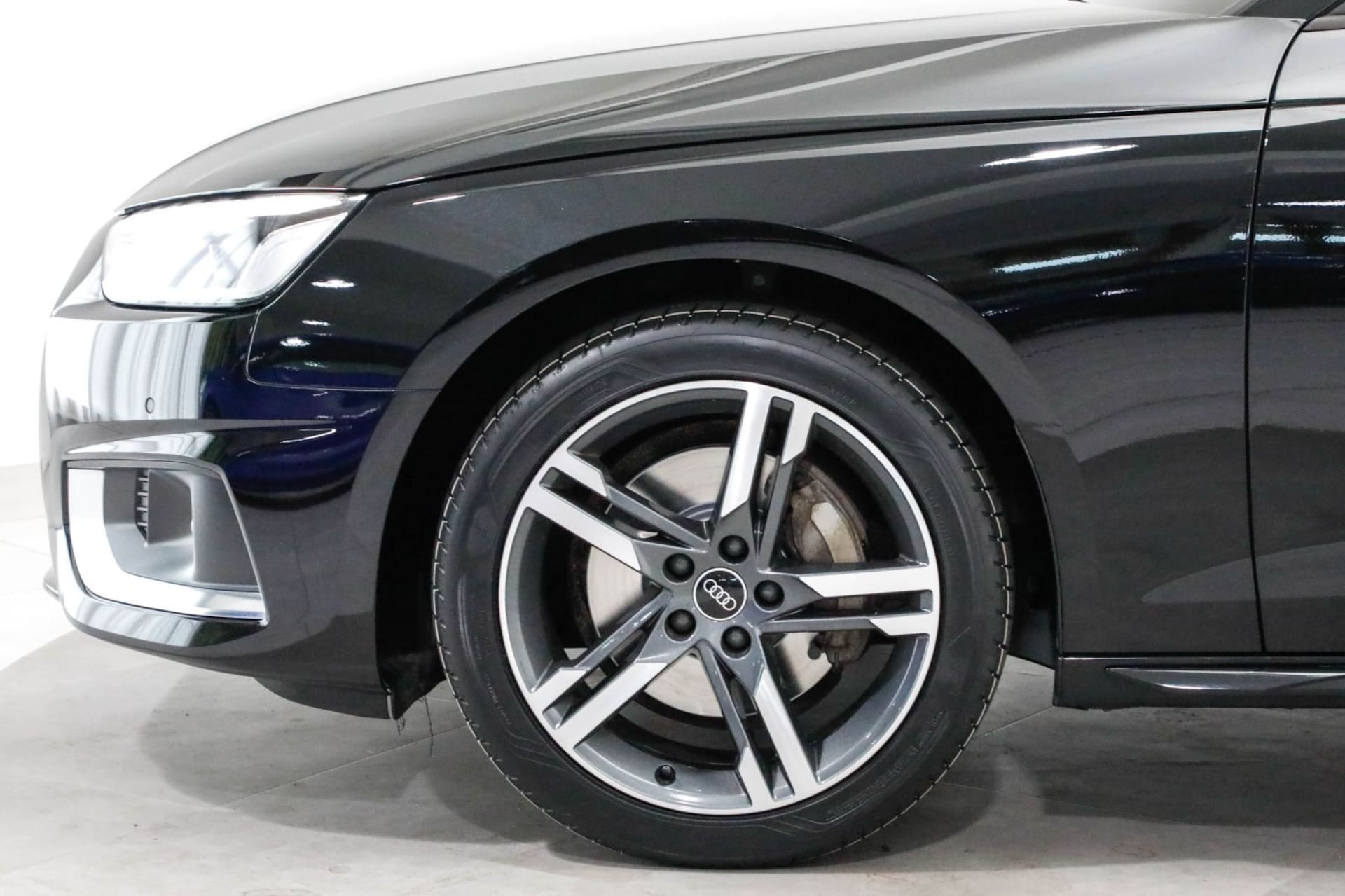 Audi A4 Avant Advanced