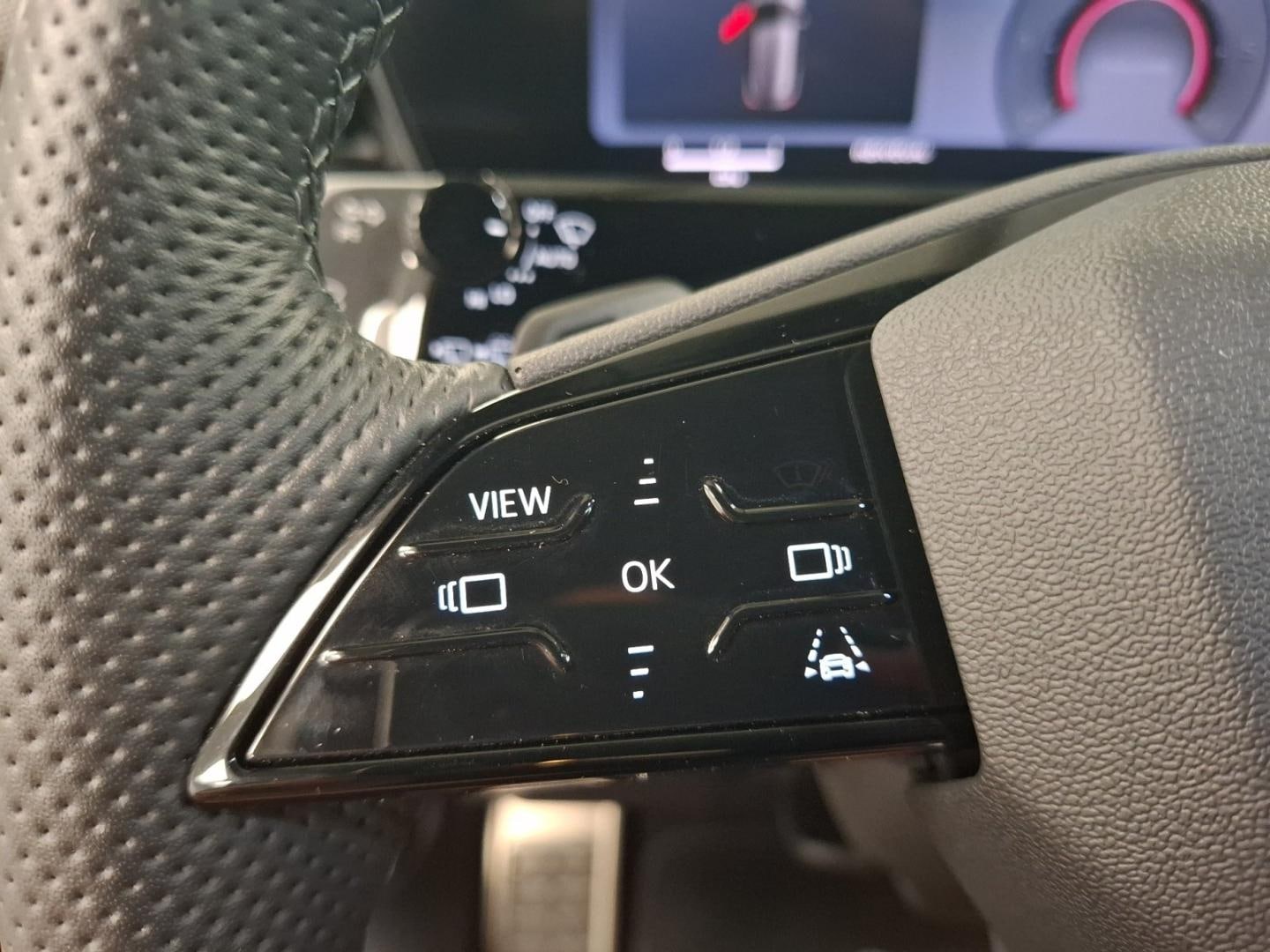 Bild über Audi Q3 SUV TDI 110 kW S tronic - für weitere Informationen kontaktieren Sie den Audi Partner