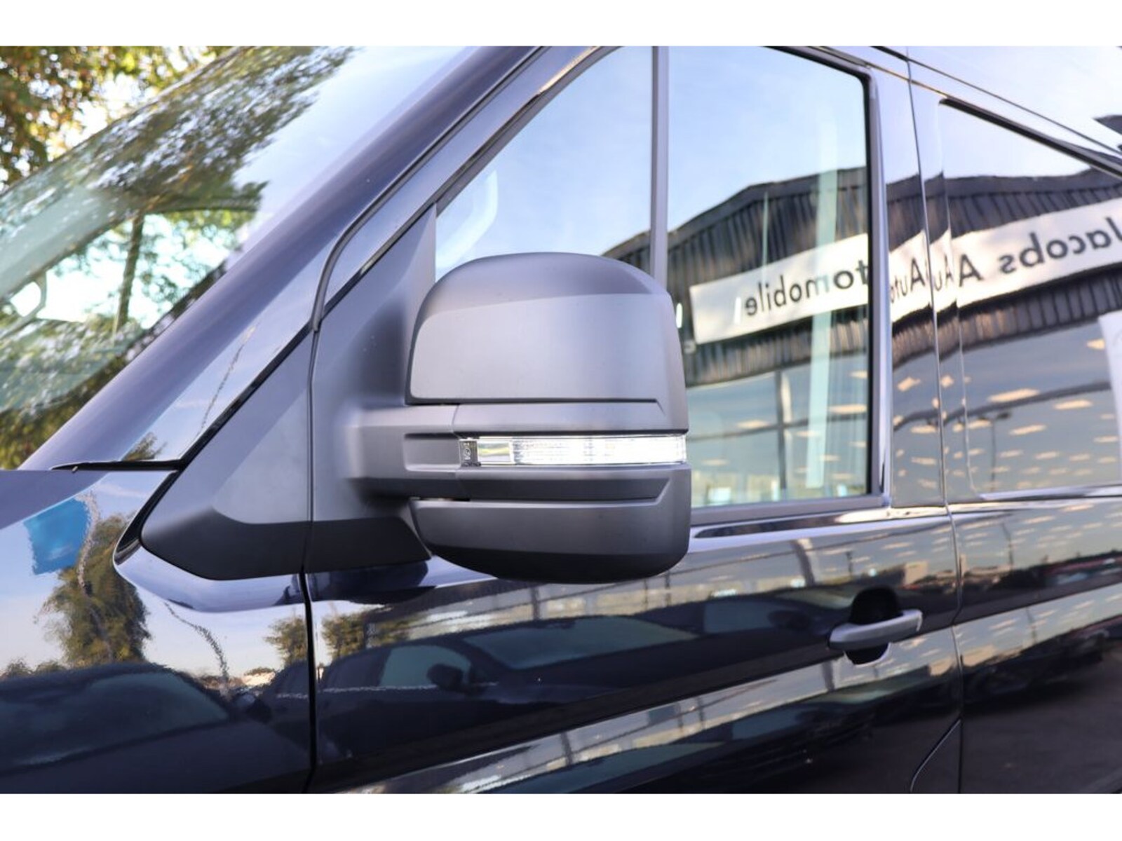 Volkswagen Crafter Kasten mittlerer Radstand – Bild 20