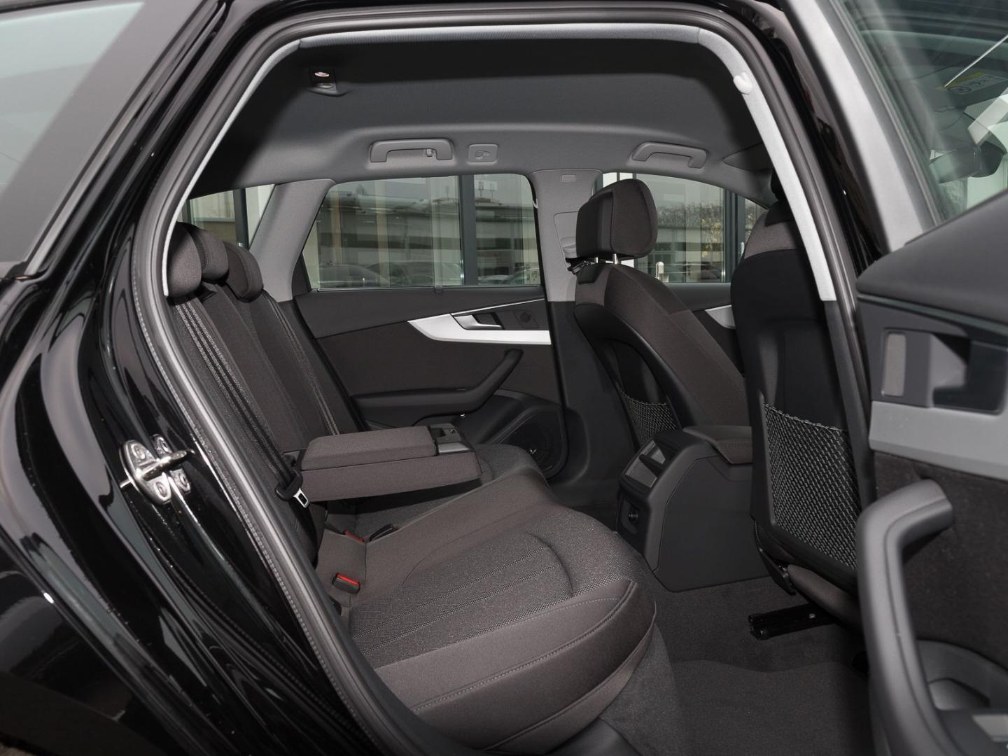 Image about Audi A4 Avant 40 TFSI S tronic