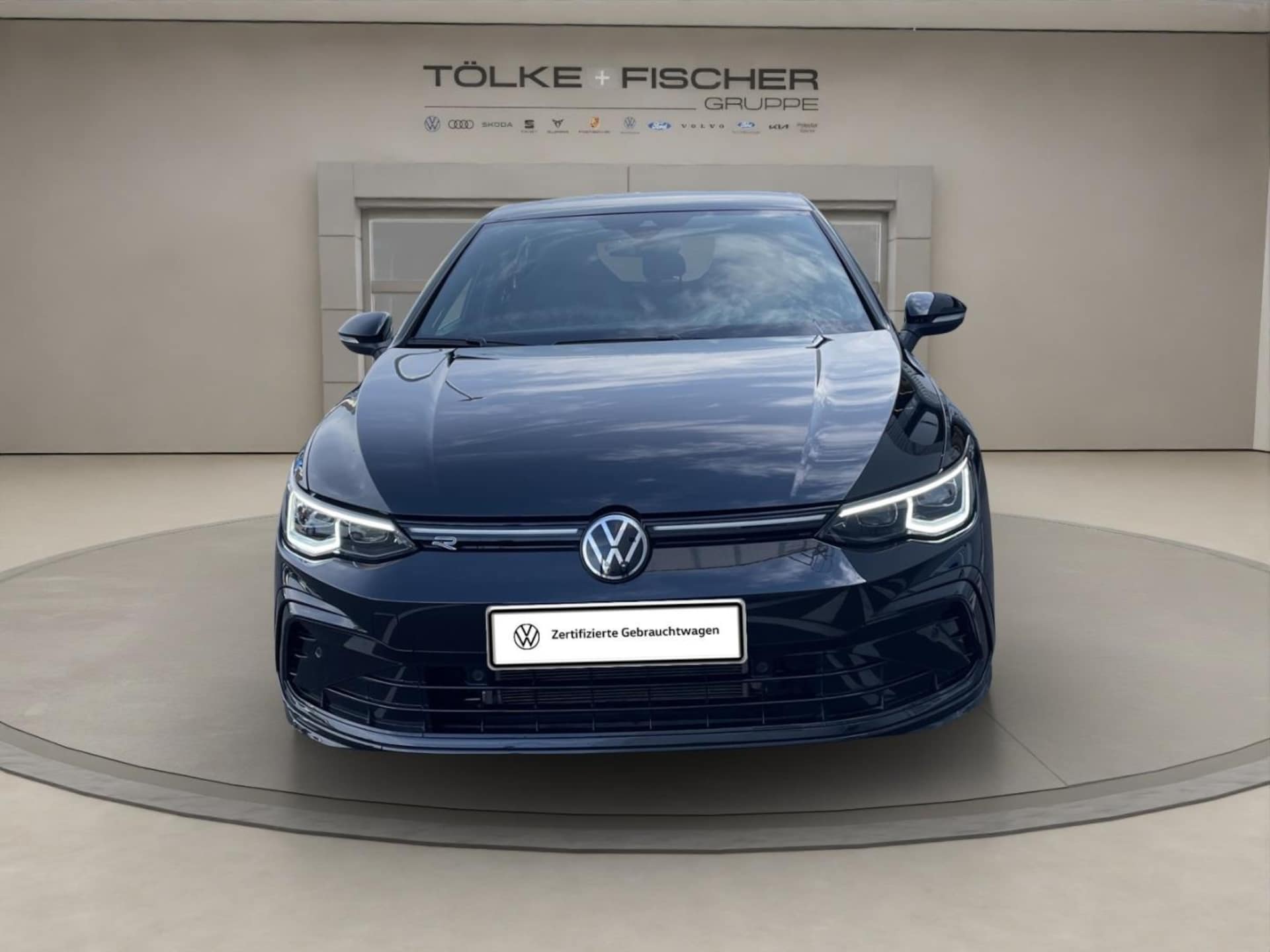 Volkswagen Golf R-Line