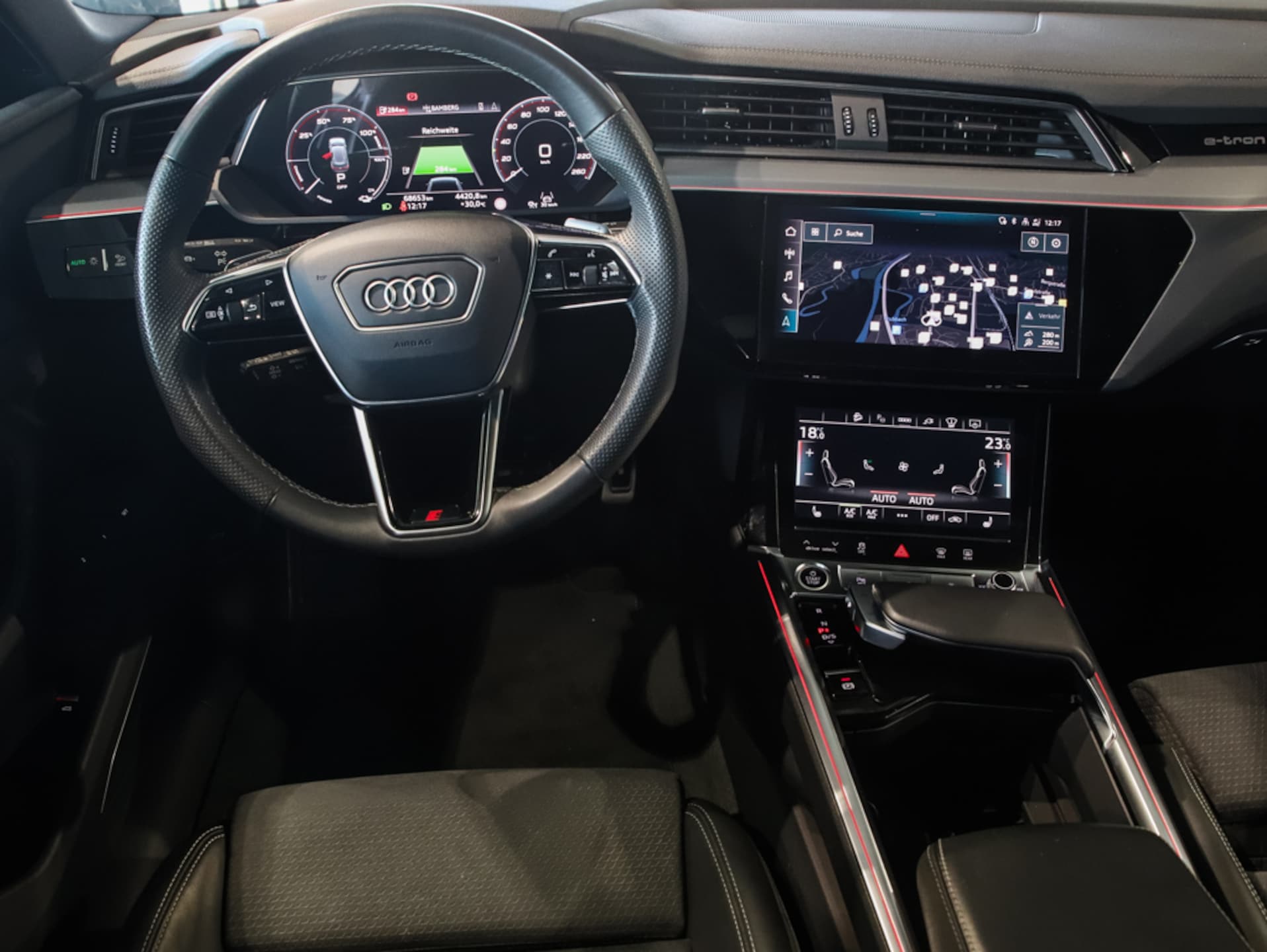 Audi Q8 e-tron S line