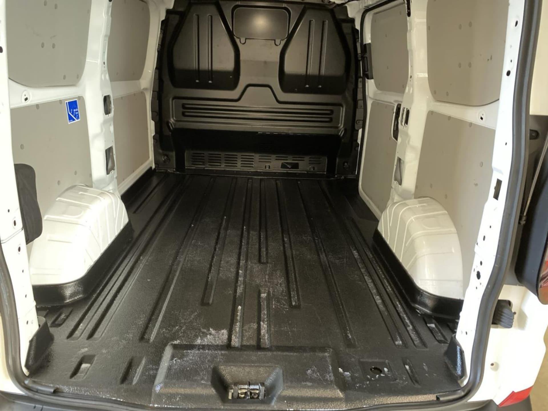 Volkswagen Transporter Kasten kurzer Radstand