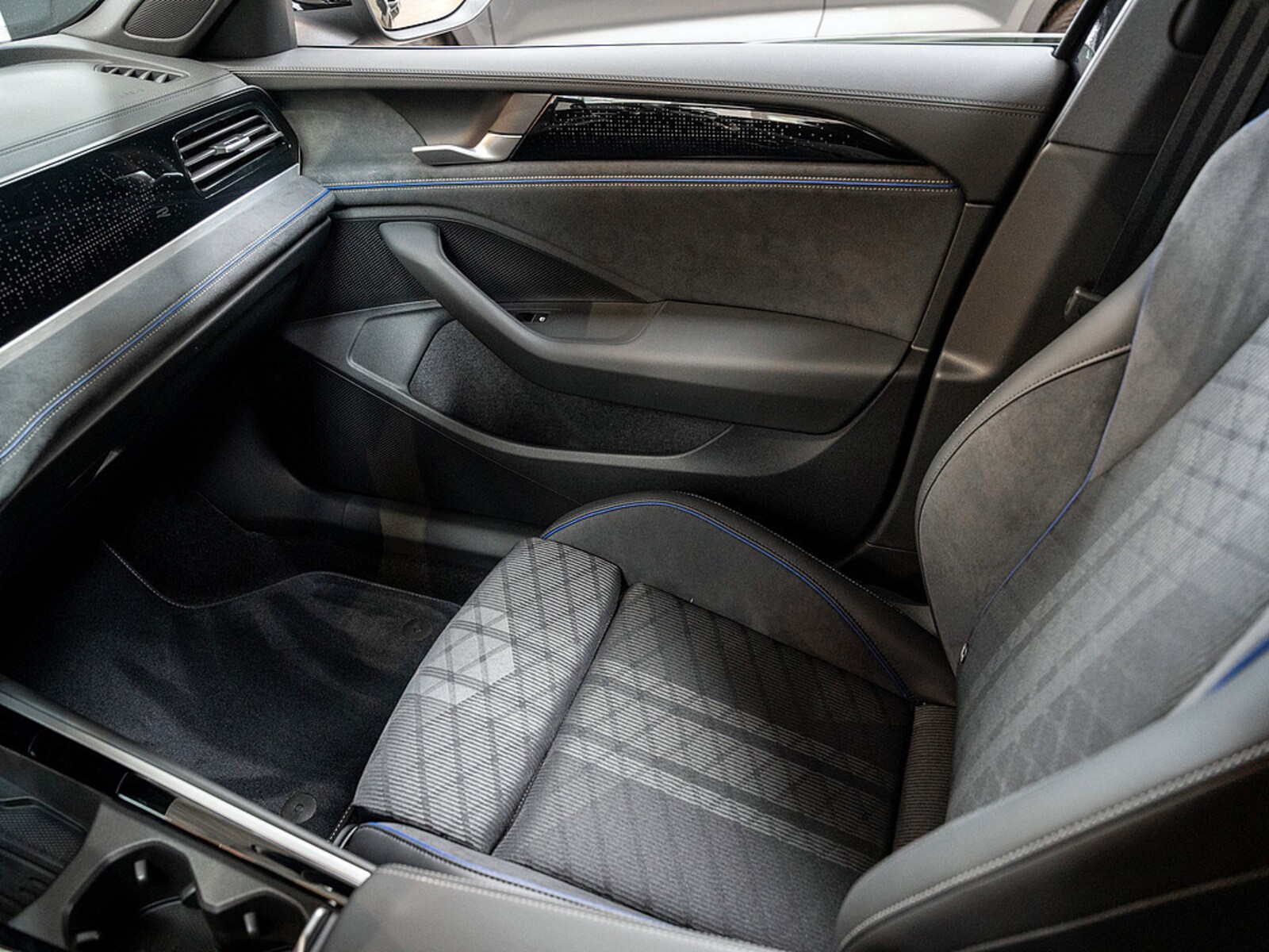 Volkswagen Passat – Bild 10
