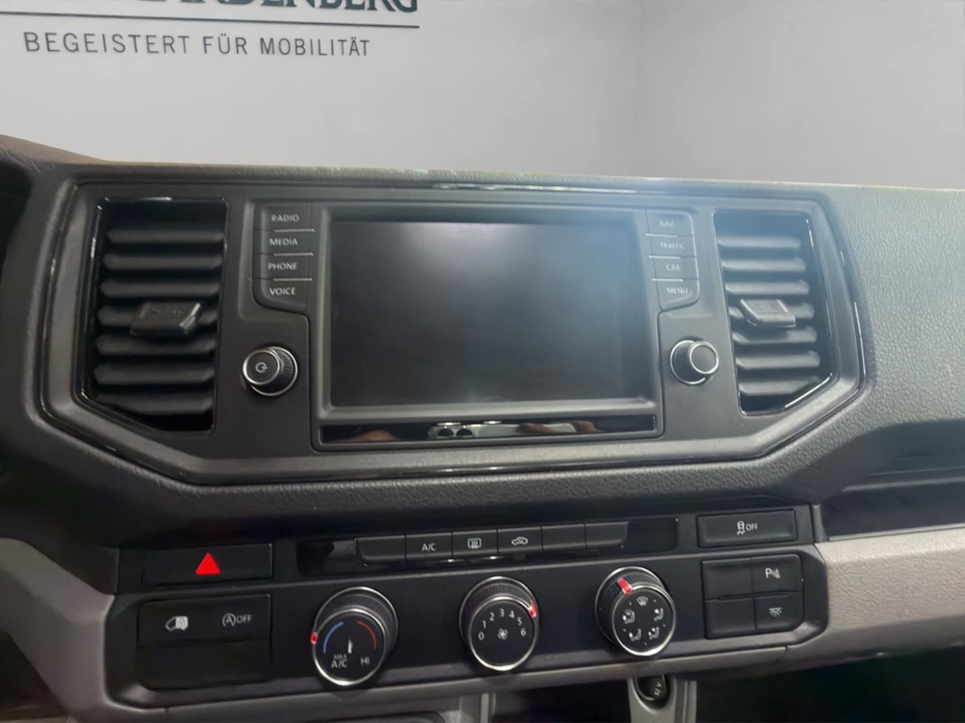 Volkswagen Crafter Kasten mittlerer Radstand