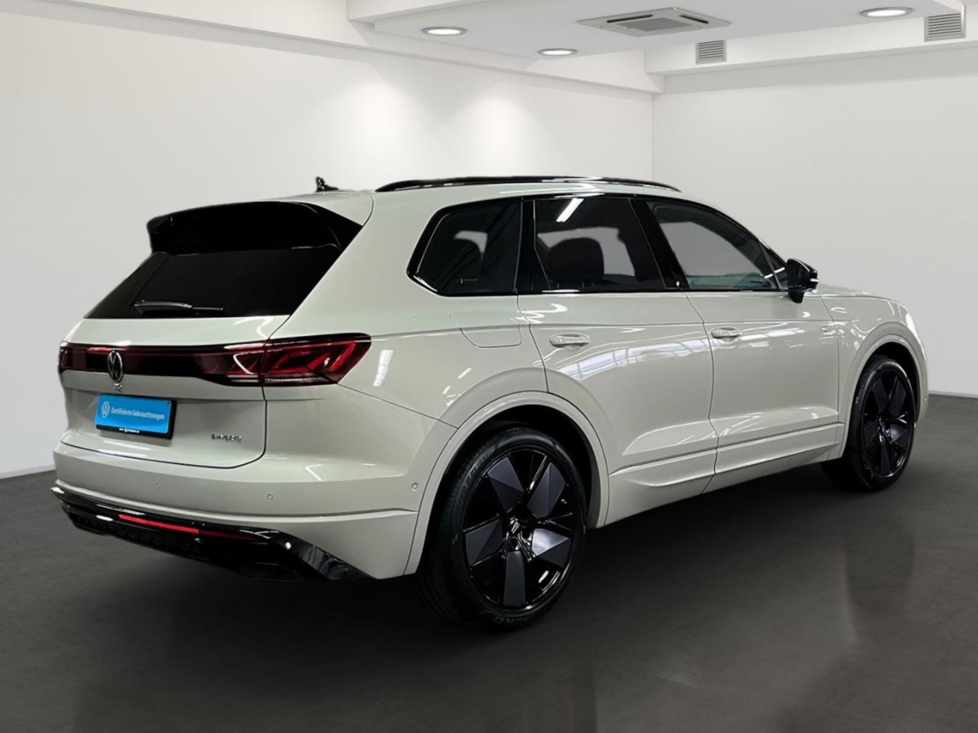 Volkswagen Touareg R
