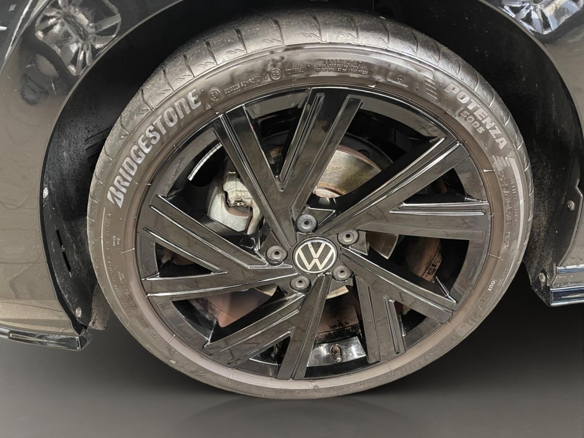 Volkswagen Golf R-Line