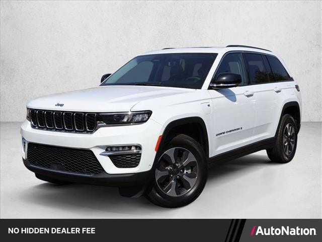 Photo of 2022 Jeep Grand Cherokee 4xe 