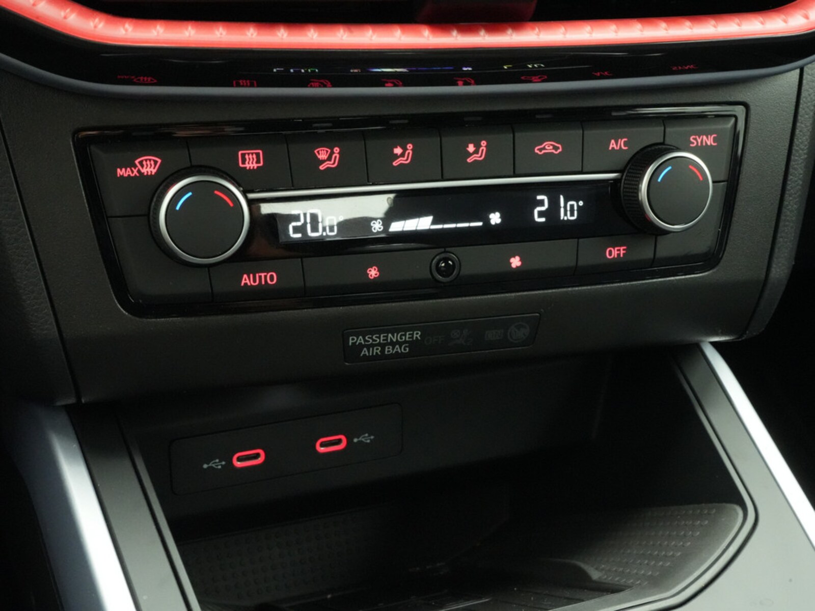 SEAT Arona – Bild 13