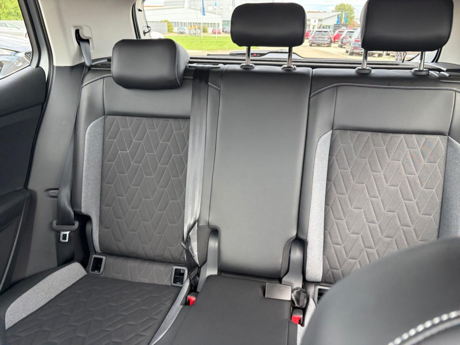 Volkswagen T-Cross – Bild 14