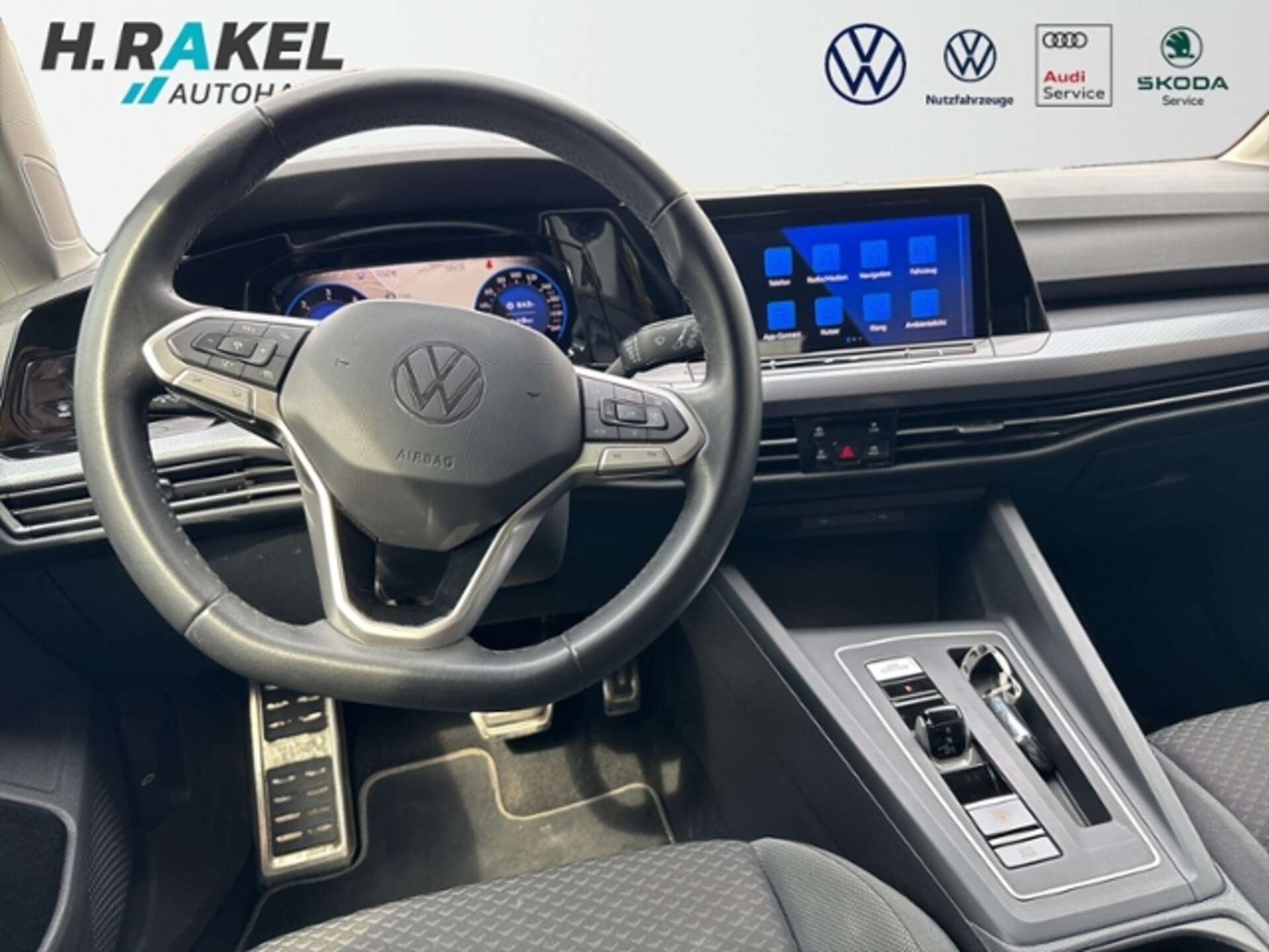 Volkswagen Golf Active