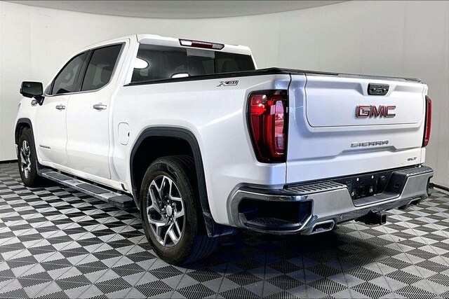 2023 GMC Sierra