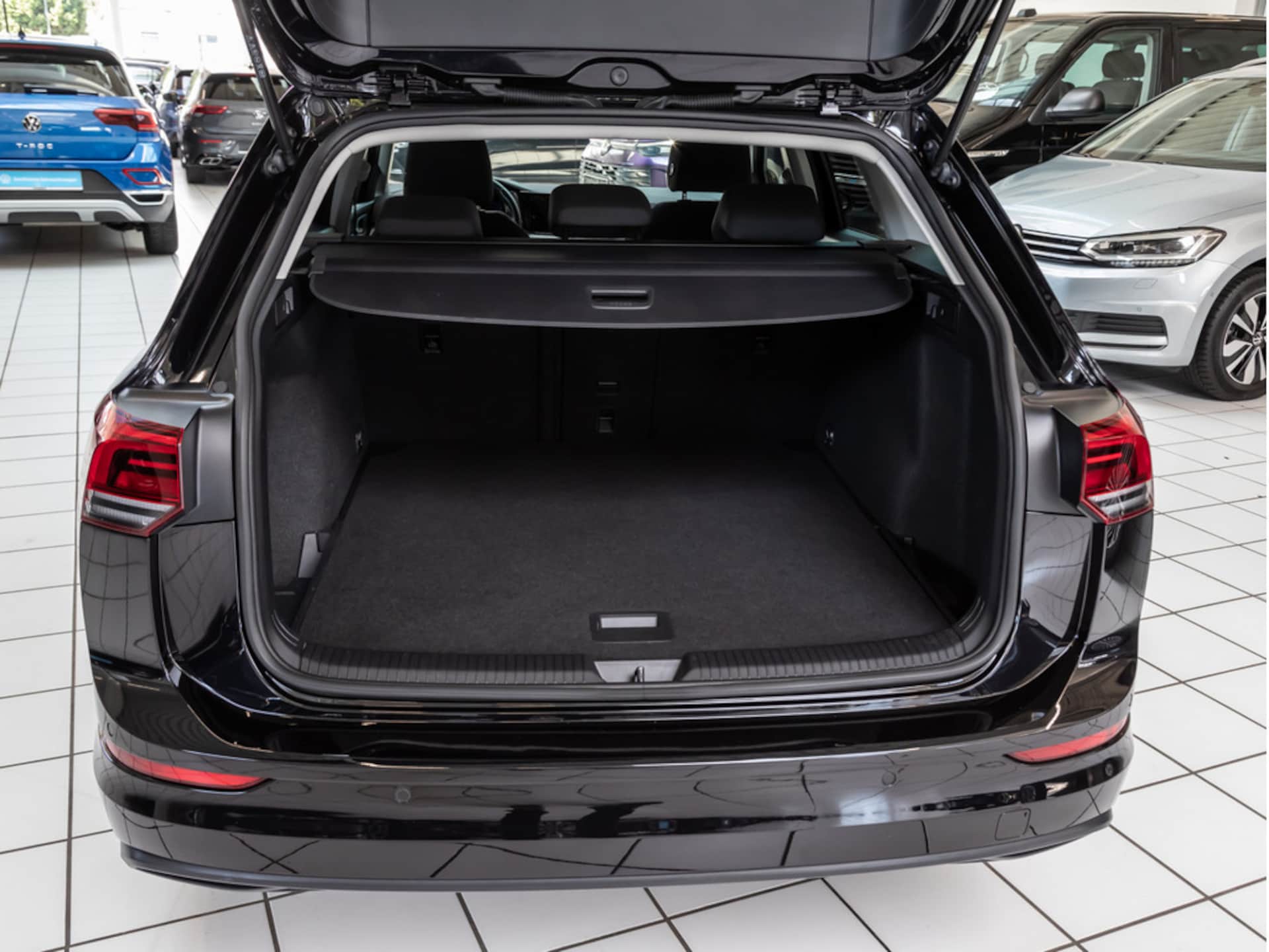 Volkswagen Golf Variant Life