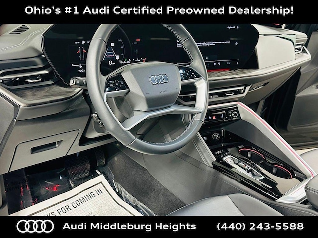 2025 Audi Q5 Premium - Photo 12