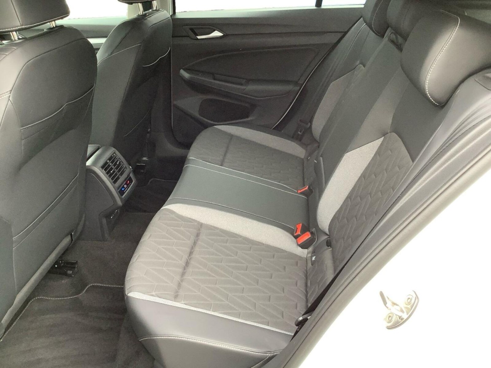 Volkswagen Golf – Bild 9